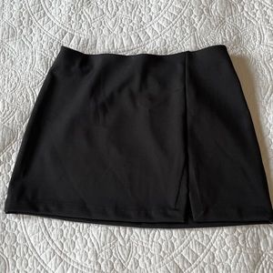 H&M Black Skirt